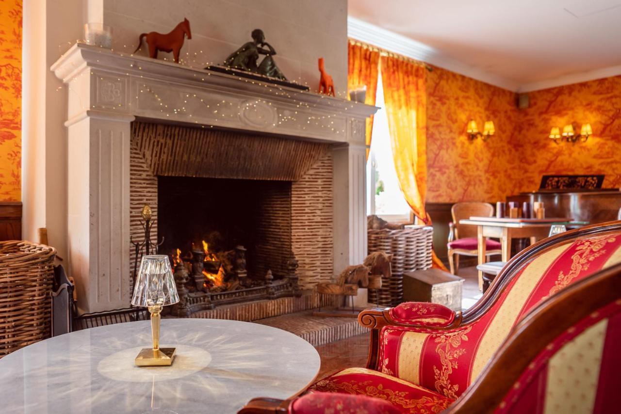 Le Manoir De La Poterie & Spa Cricquebœuf Exteriör bild