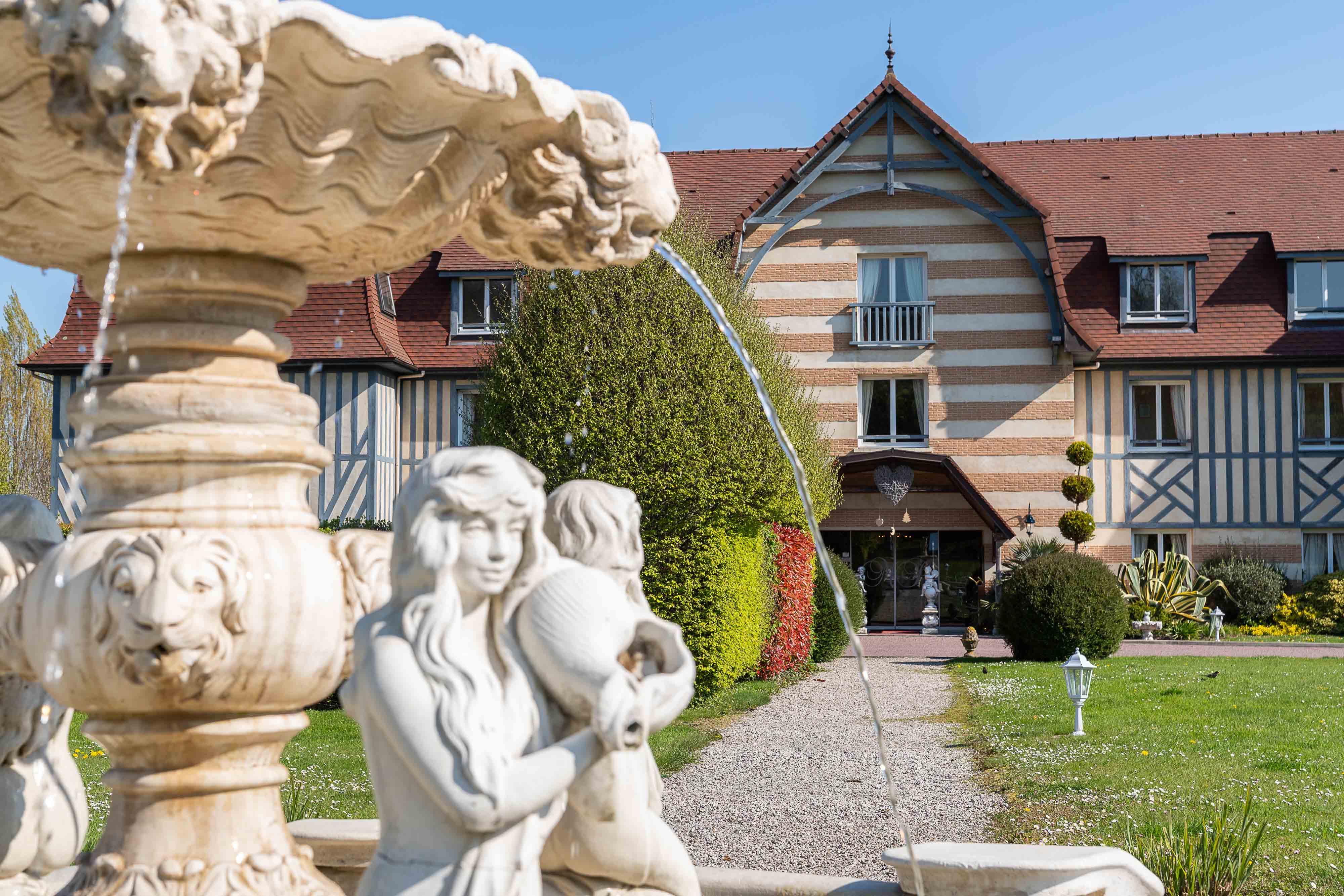 Le Manoir De La Poterie & Spa Cricquebœuf Exteriör bild