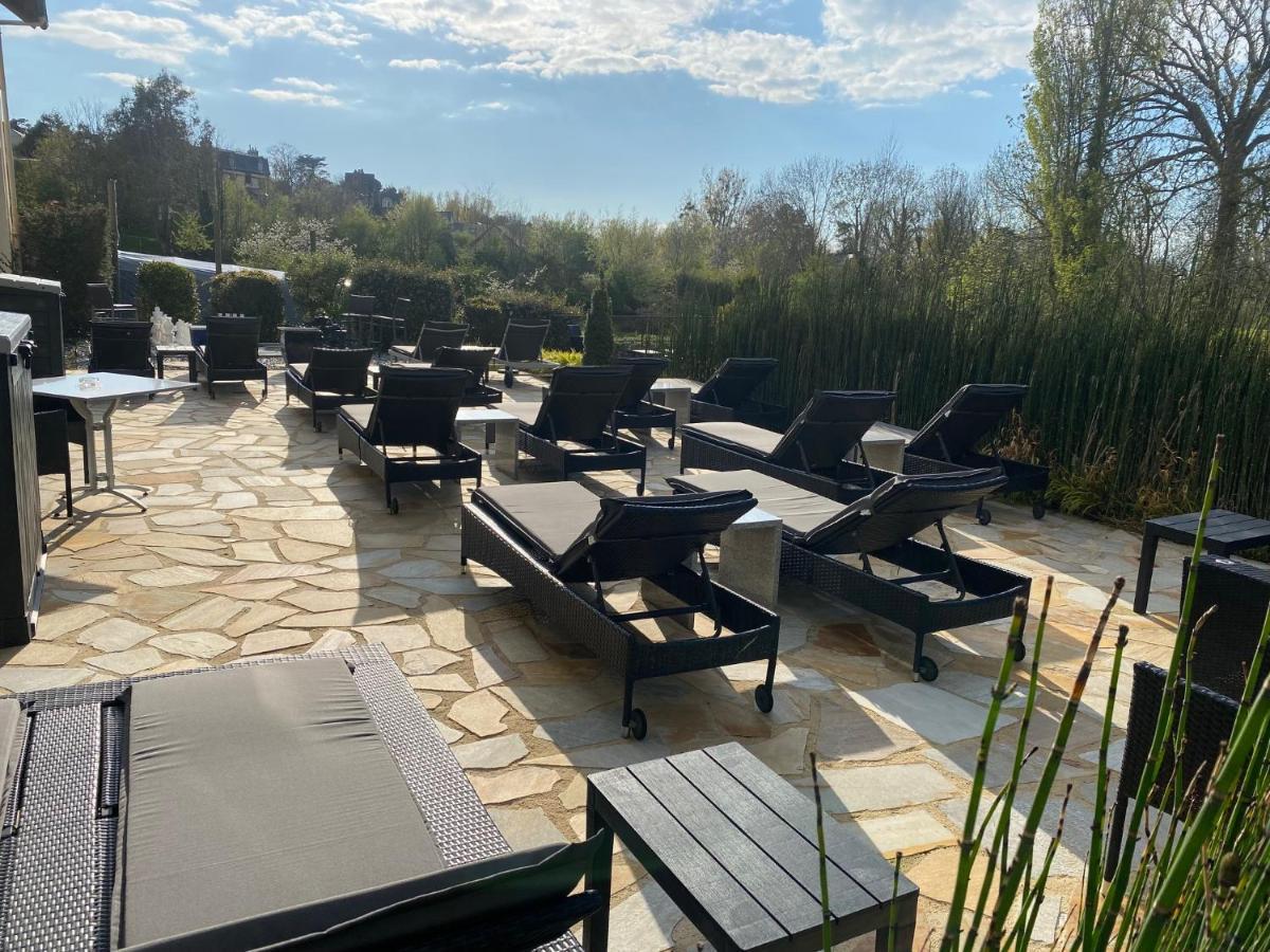 Le Manoir De La Poterie & Spa Cricquebœuf Exteriör bild